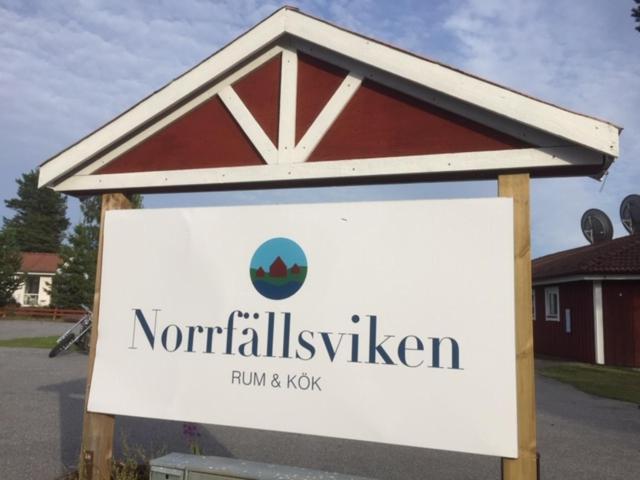 ホテル Norrfaellsviken Rum & Koek Mjallom エクステリア 写真