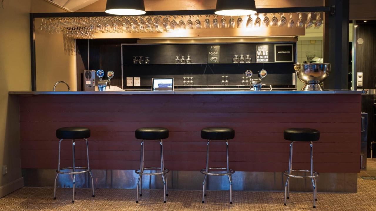 ホテル Norrfaellsviken Rum & Koek Mjallom エクステリア 写真